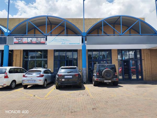 190  m² Industrial space