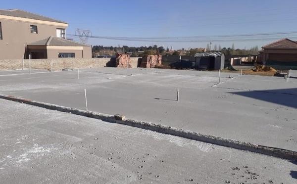 1 009 m² Land