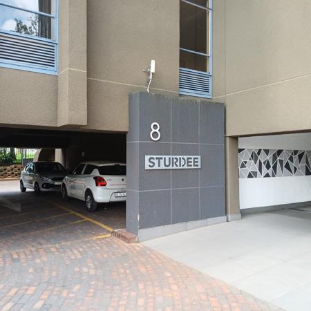 180  m² Office Space