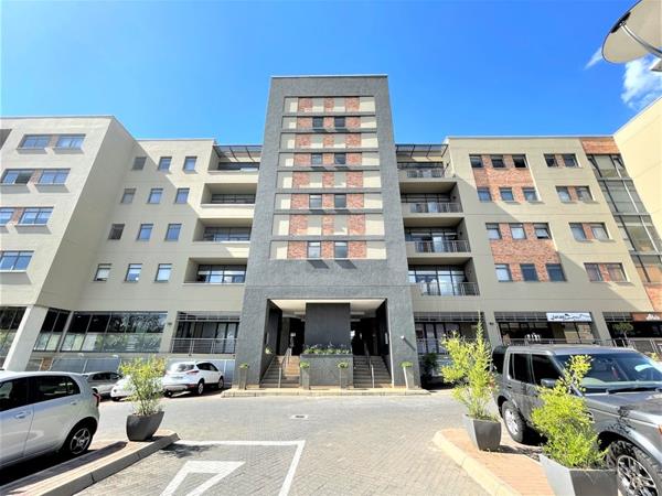 266  m² Commercial space