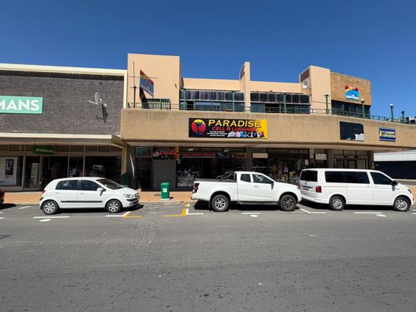 320  m² Retail Space