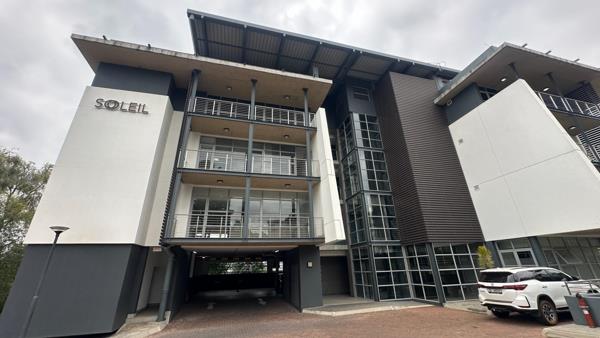 528  m² Office Space