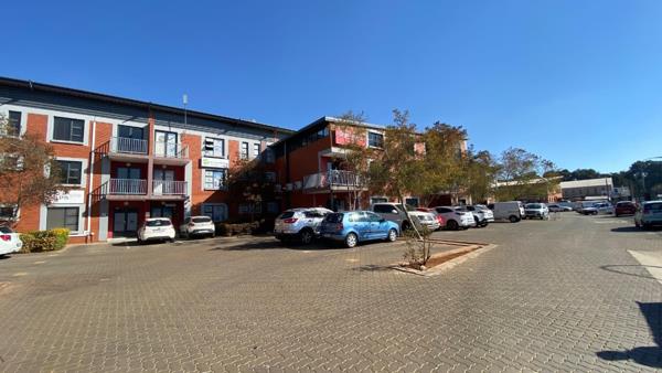 355  m² Industrial space