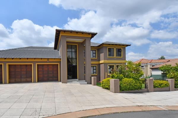 8 Bedroom House