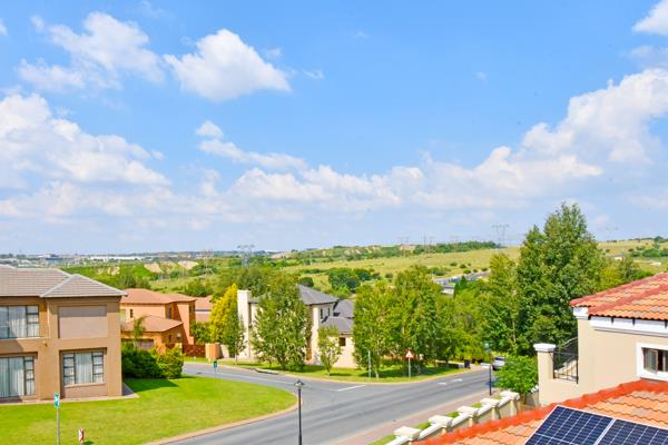 8 Bedroom HouseBlue Valley Golf Estate - View 5