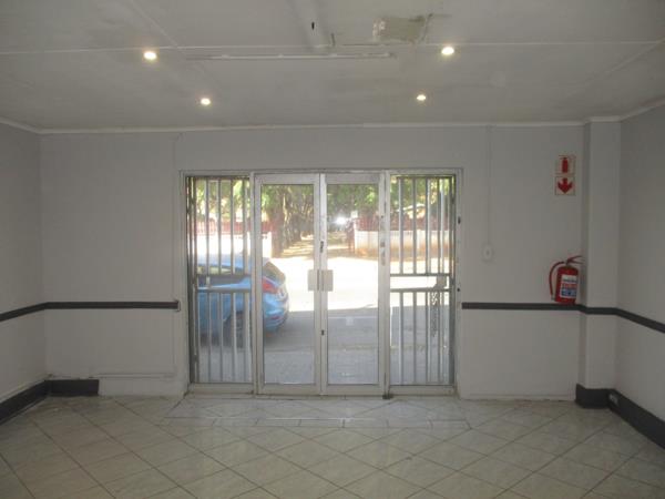 36  m² Retail Space