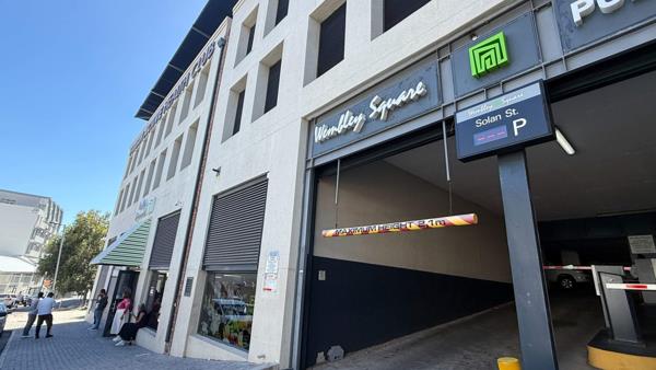 154  m² Retail Space