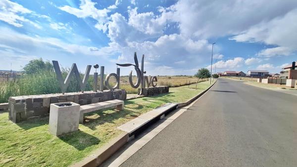 833 m² Land