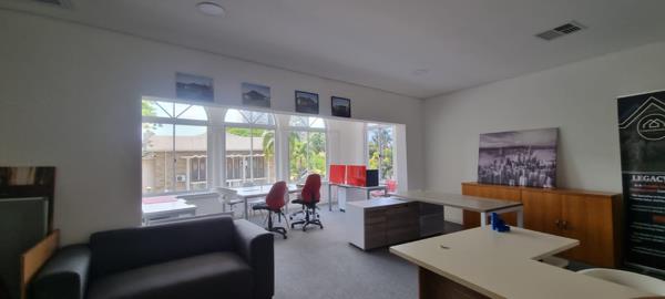 75.7  m² Commercial space