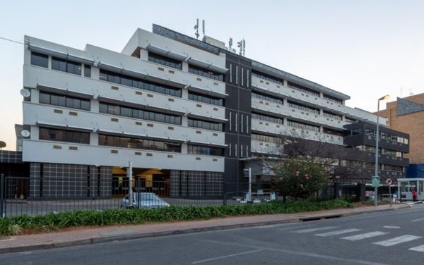 1 537 m² Commercial space