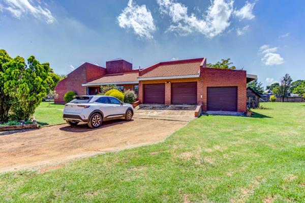 12 Bedroom House