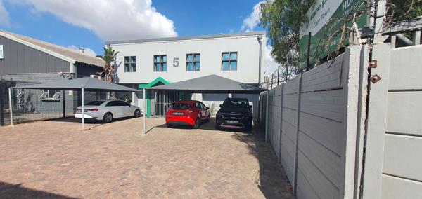 815  m² Industrial space