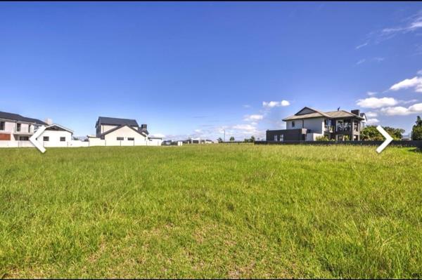 652 m² Land