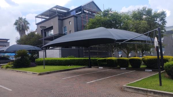 1 670 m² Commercial space