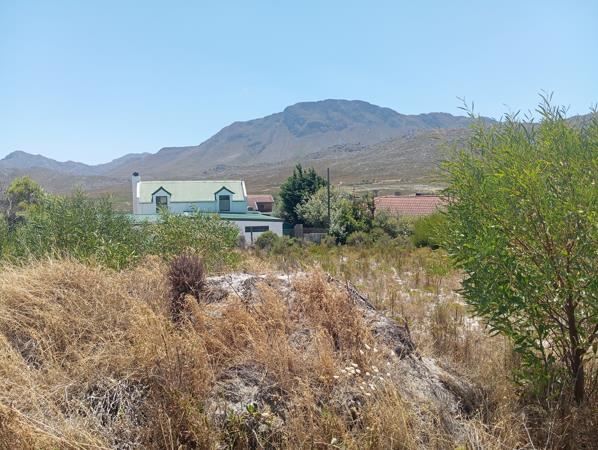 705 m² Land