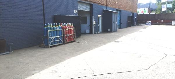 312  m² Commercial space