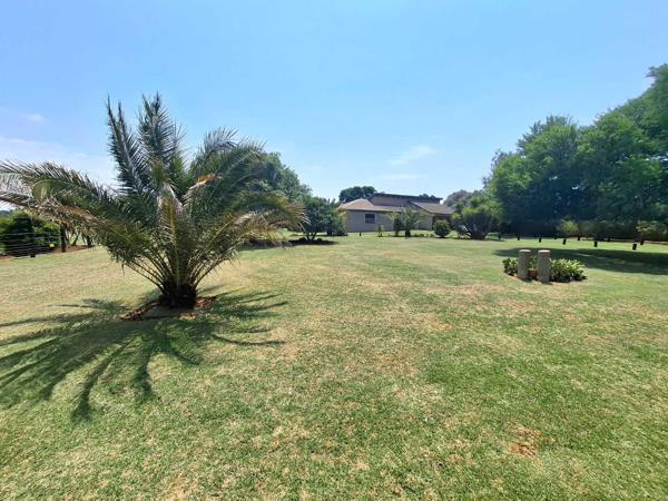 8 575 m² Smallholding