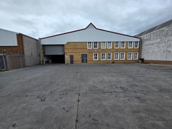 950 m² Industrial space