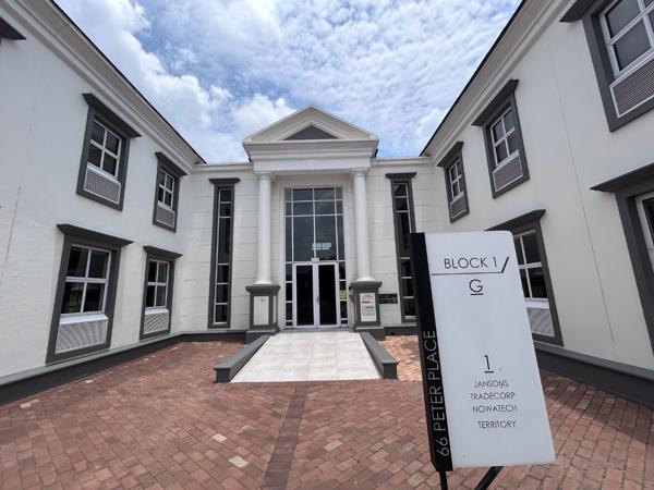 419  m² Commercial space