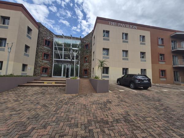 136  m² Commercial space