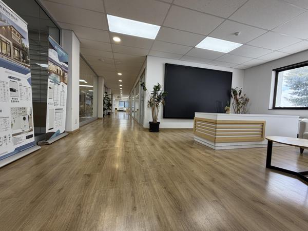 800 m² Commercial space