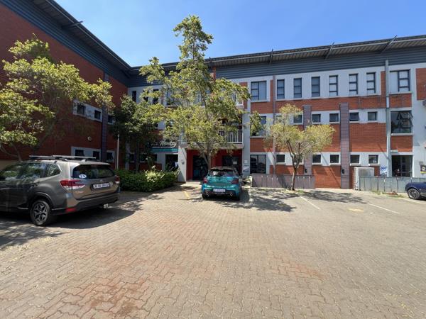 304  m² Industrial space