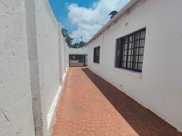 15 Bedroom House