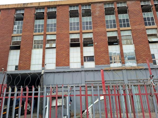 405  m² Industrial space