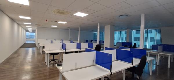 1 660  m² Commercial space