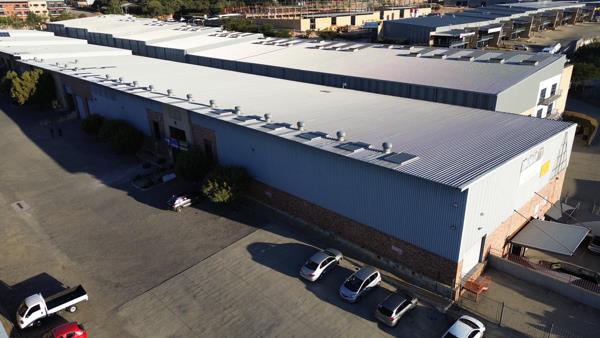 2 705 m² Industrial space