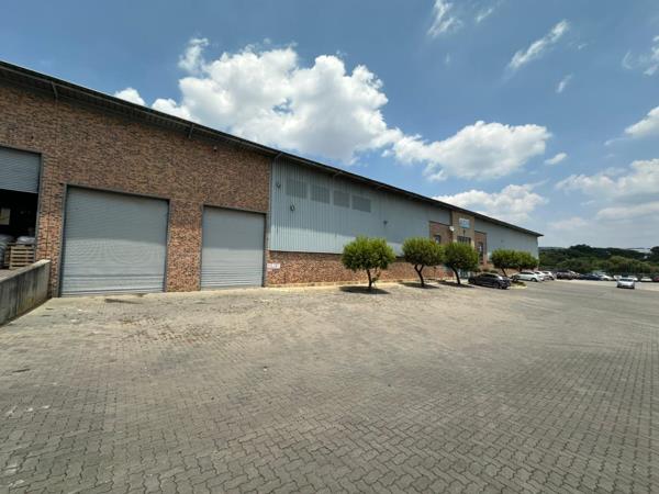 2 705  m² Industrial space