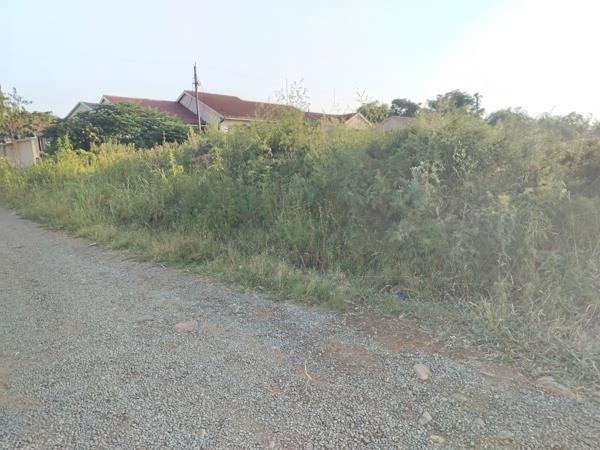 8 565 m² Land