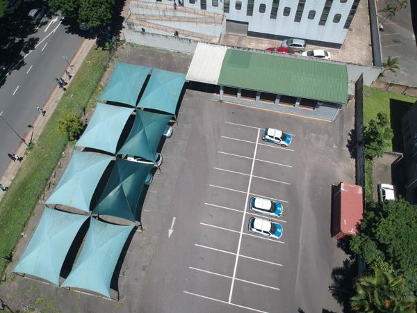 120  m² Commercial space