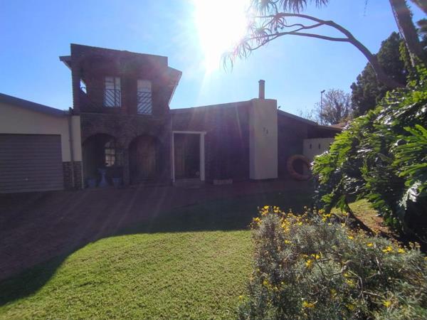 8 Bedroom House