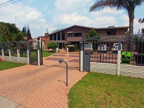 5 Bedroom House