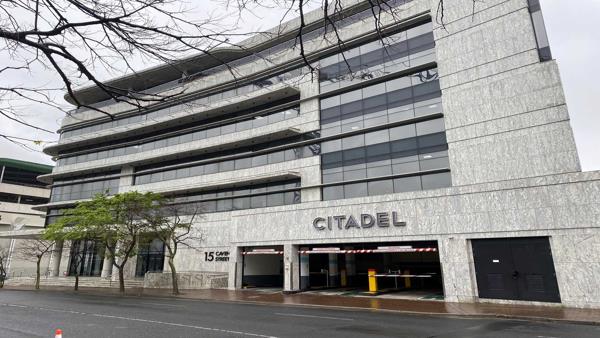 502 m² Office Space