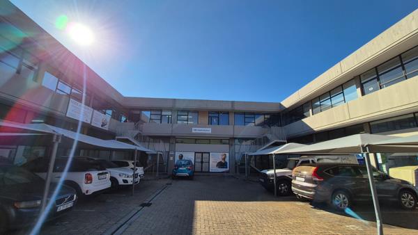 222  m² Commercial space