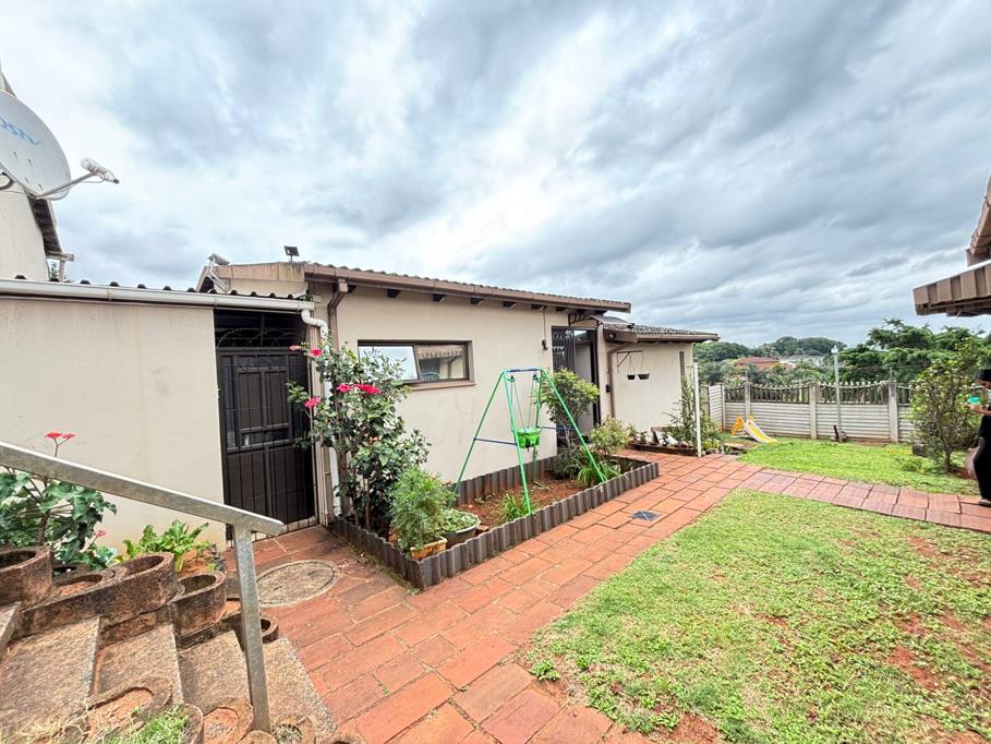 2 Bedroom Simplex