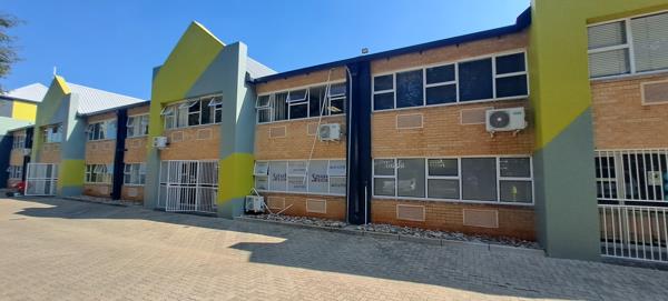 555  m² Industrial space