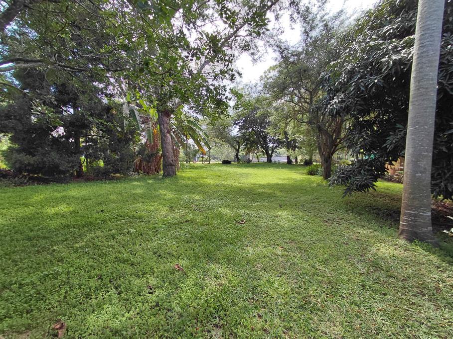 716 m² LandHazyview - View 3