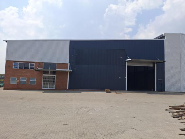1 610  m² Industrial space
