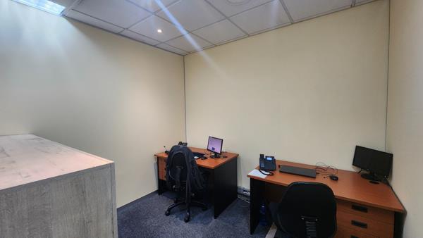 8  m² Office Space