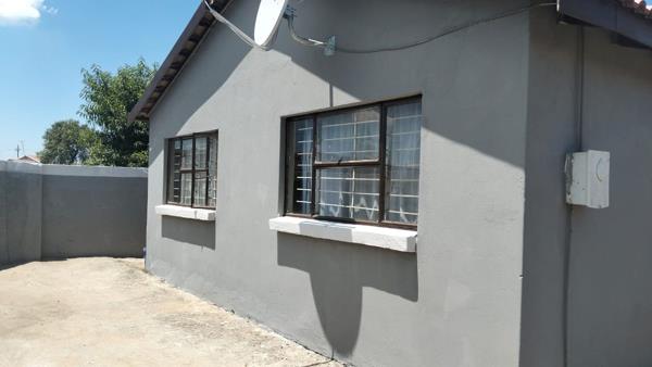 6 Bedroom House