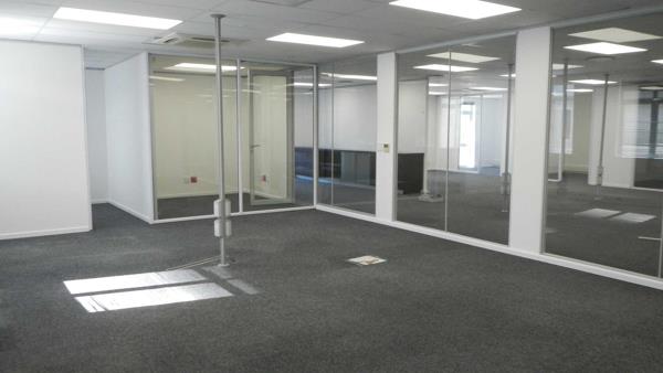 294 m² Office Space