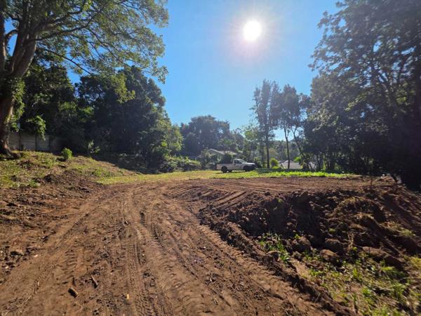 1 680 m² Land