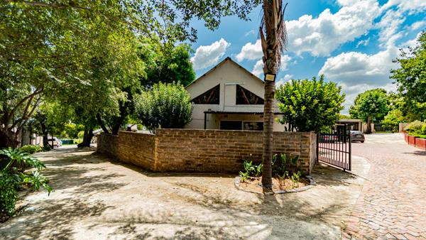 3 Bedroom Garden Cottage