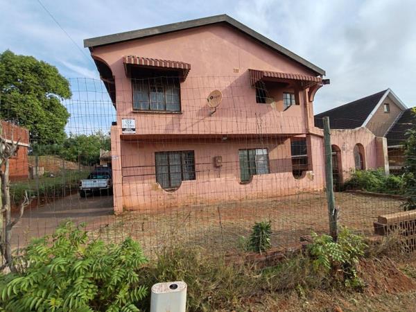 6 Bedroom House