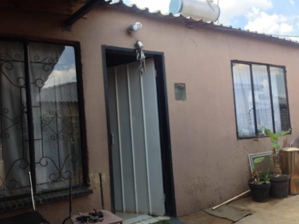 2 Bedroom House