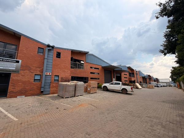 412  m² Industrial space