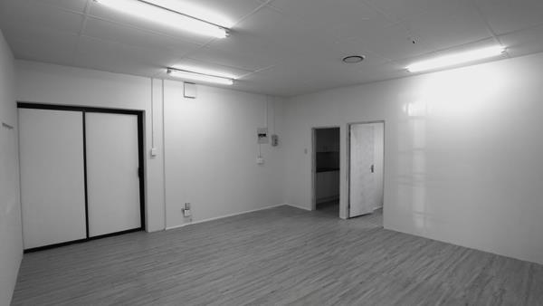 75  m² Commercial space